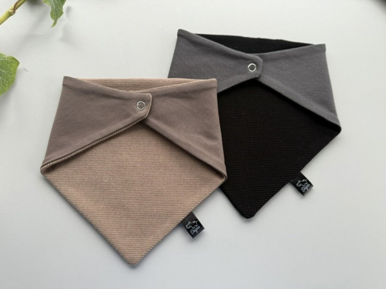 Kaklaskarių rinkinys ,,kakava/juoda”