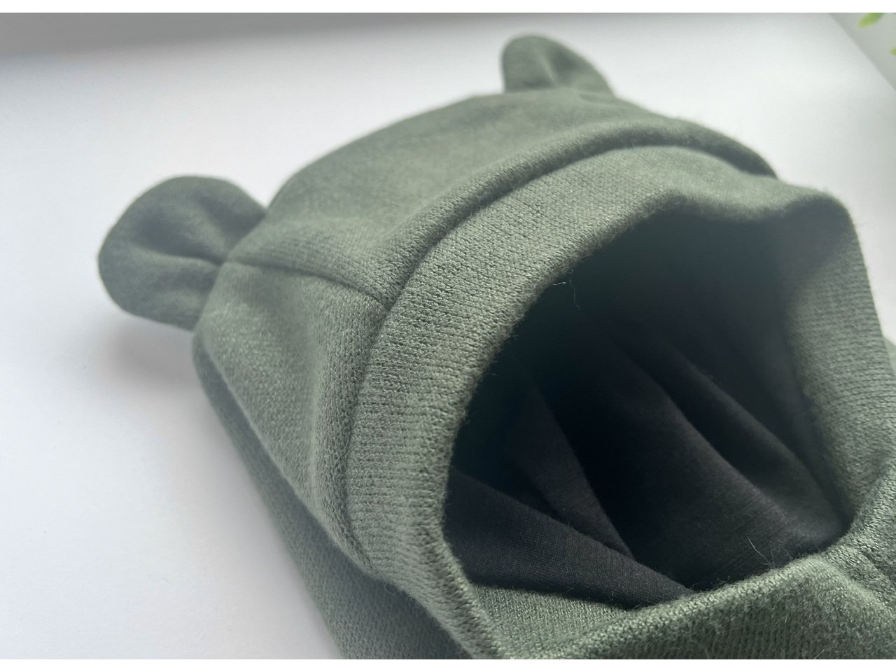 44-46 cm Megztas žiemos šalmukas su merino vilna ,,Chaki" 1
