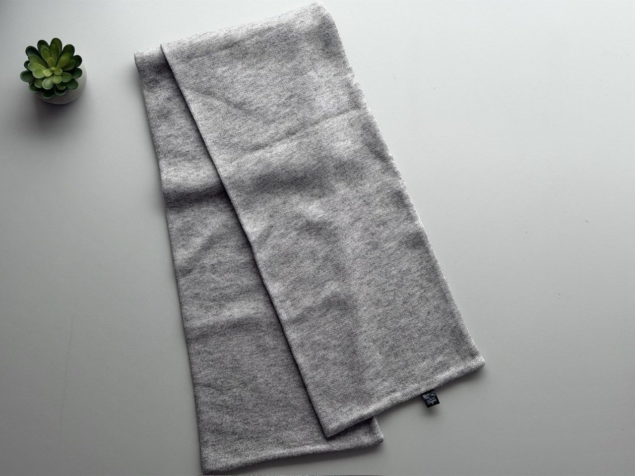 Megztas žiemos šalmukas drakoniukas ,,Pilka" 2