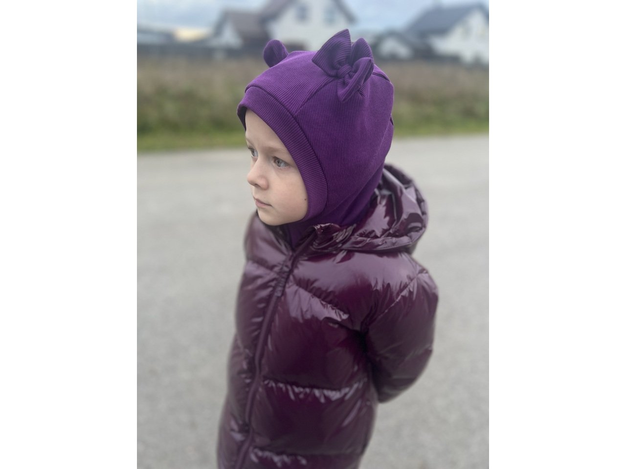 Šalmukas su ausytėm ,,Purpurinė" 2 Šalmukas su ausytėm ,,Purpurinė" 2