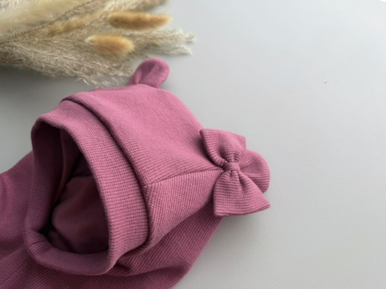 Šalmukas su ausytėm ,,Smoke lilac" 1