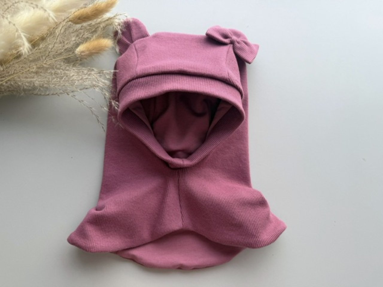 Šalmukas su ausytėm ,,Smoke lilac" 2