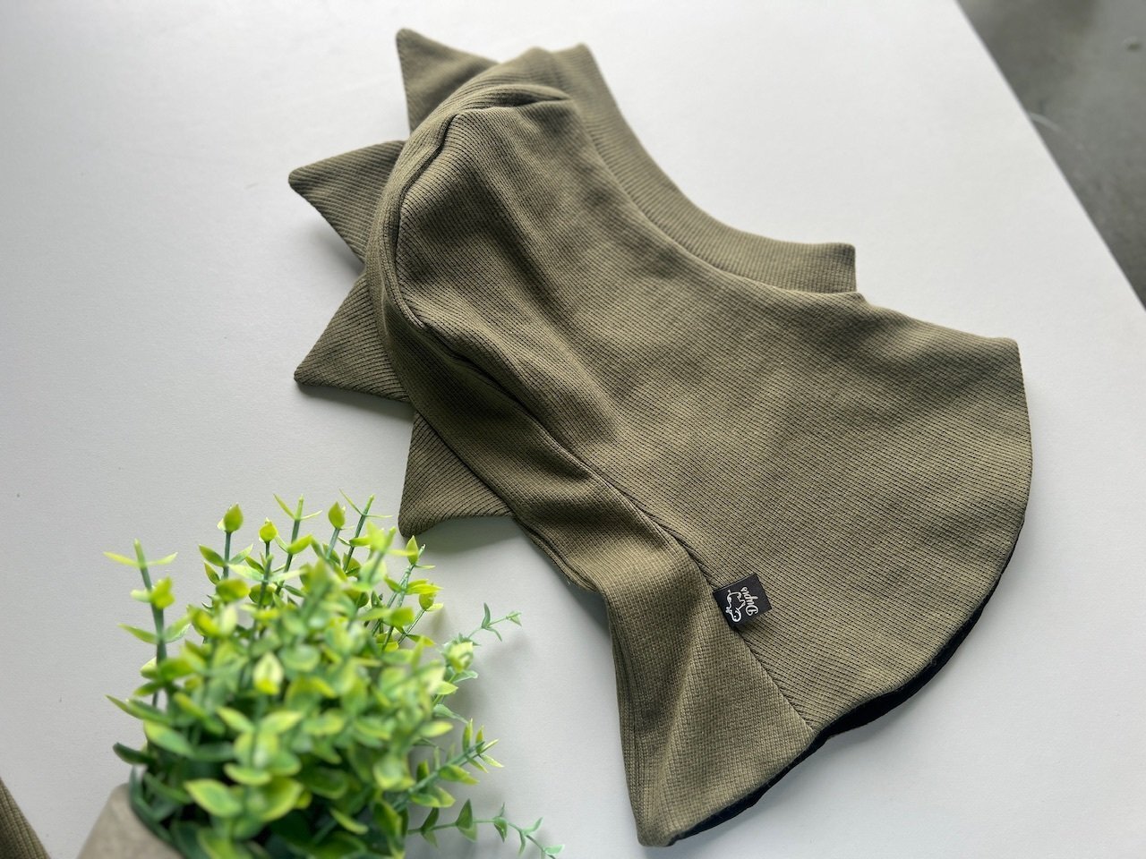 46-48 cm šalmukas  ,,Chaki"