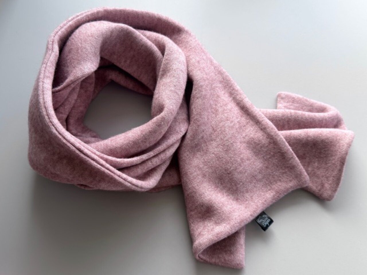 Žieminis šalmukas su bumbulais ,,Melanžo rožinė" 2