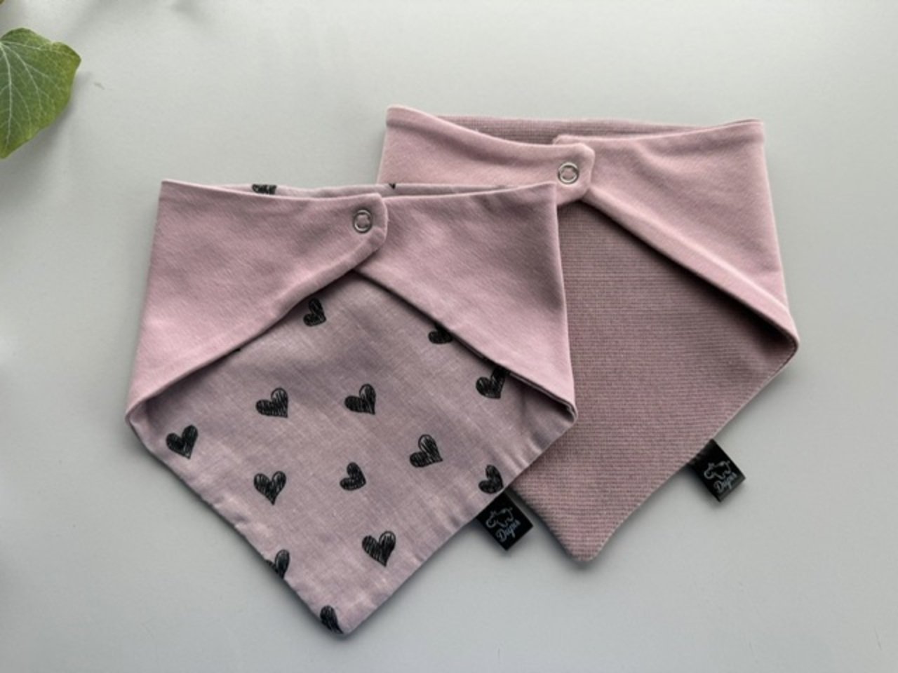 Kaklaskarių rinkinys ,,Širdelė/rose”